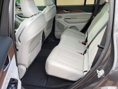 2022 Jeep Grand Cherokee Summit