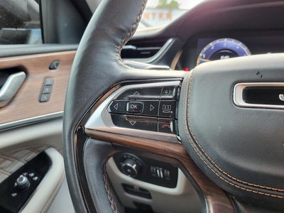 2022 Jeep Grand Cherokee Summit