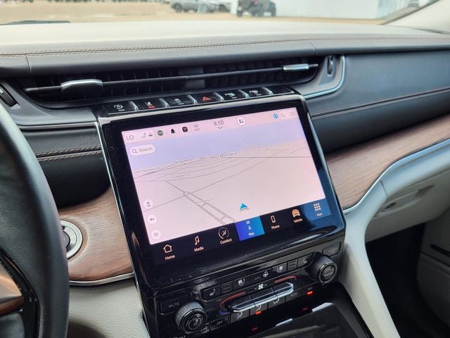 2022 Jeep Grand Cherokee Summit