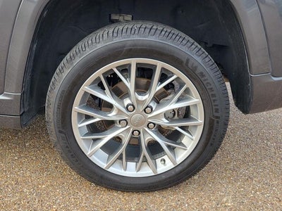 2022 Jeep Grand Cherokee Summit