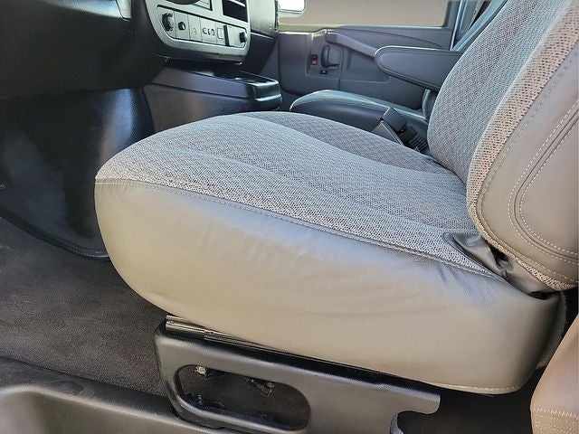 2020 Chevrolet Express 3500 LT Passenger