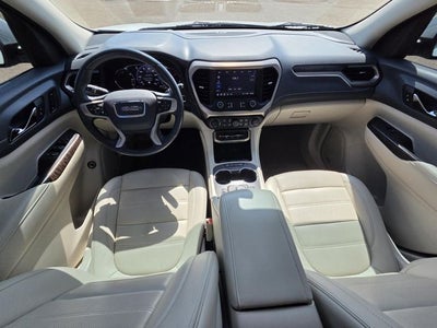 2022 GMC Acadia Denali
