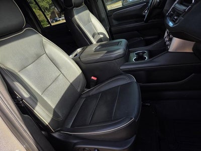 2022 GMC Yukon XL SLT