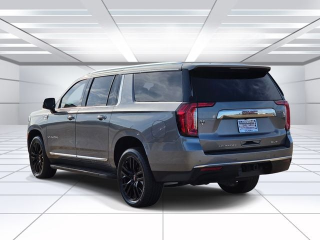 2022 GMC Yukon XL SLT