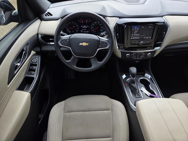 2022 Chevrolet Traverse LS
