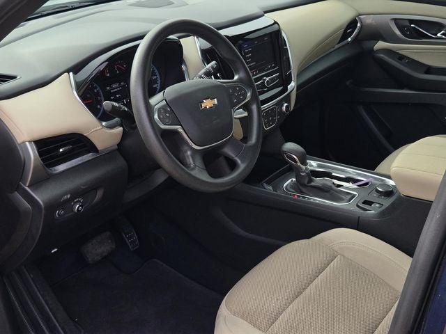 2022 Chevrolet Traverse LS
