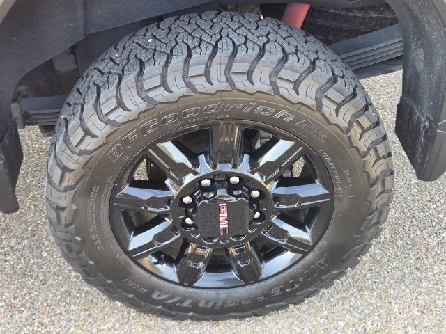 2025 GMC Sierra 2500HD AT4