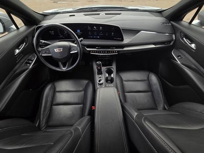 2024 Cadillac XT4 Premium Luxury
