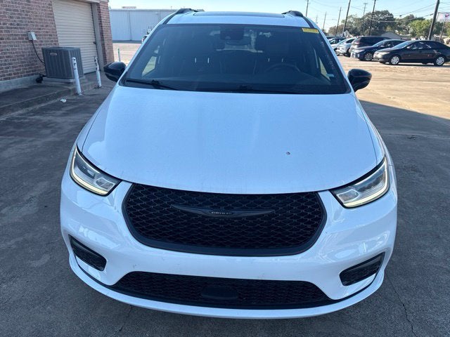 2025 Chrysler Pacifica