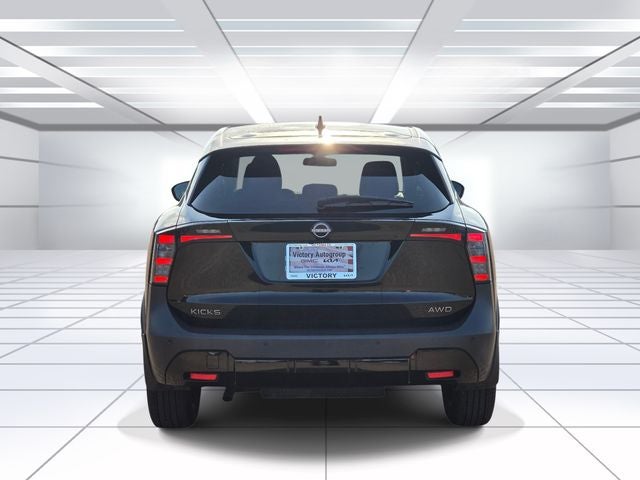 2025 Nissan Kicks SV