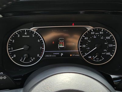 2025 Nissan Pathfinder SV