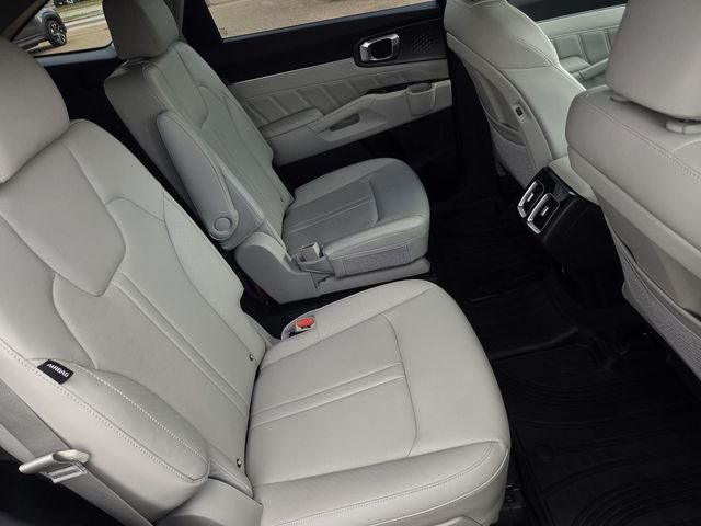 2025 Kia Sorento SX