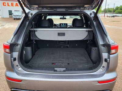 2023 Mitsubishi Outlander SE