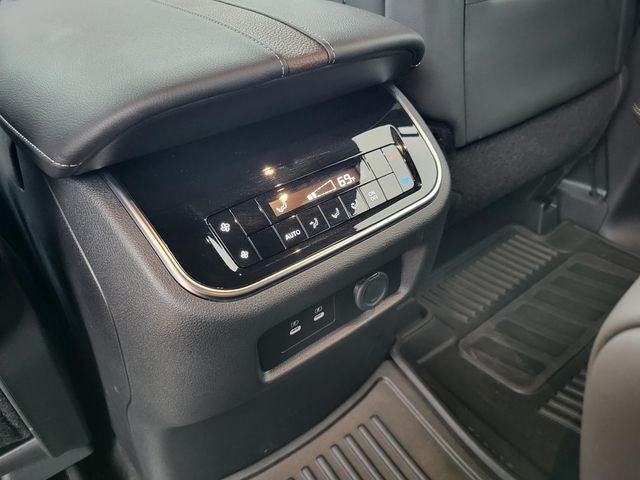 2025 Nissan Armada SL