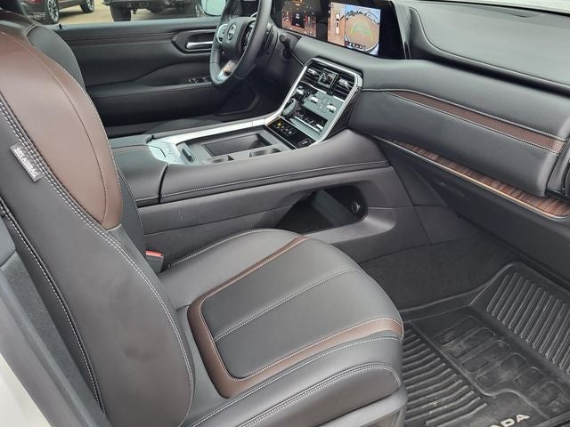 2025 Nissan Armada SL