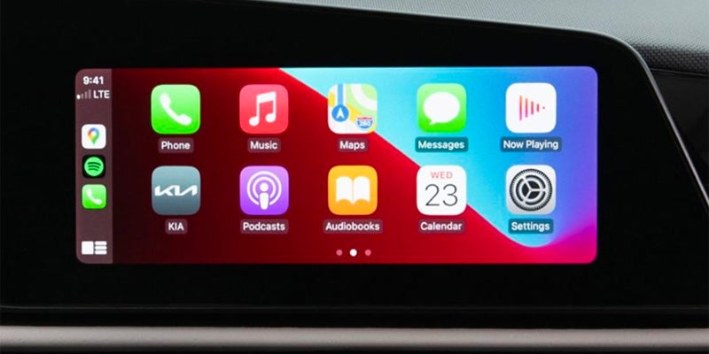 Car infotainment system displaying Apple CarPlay interface